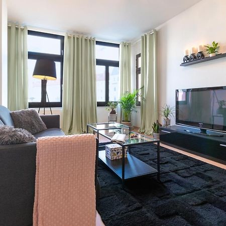 Ruhige Wohnung In Zentraler Lage - Quiet Flat In A Central Location Magdeburg Exterior foto